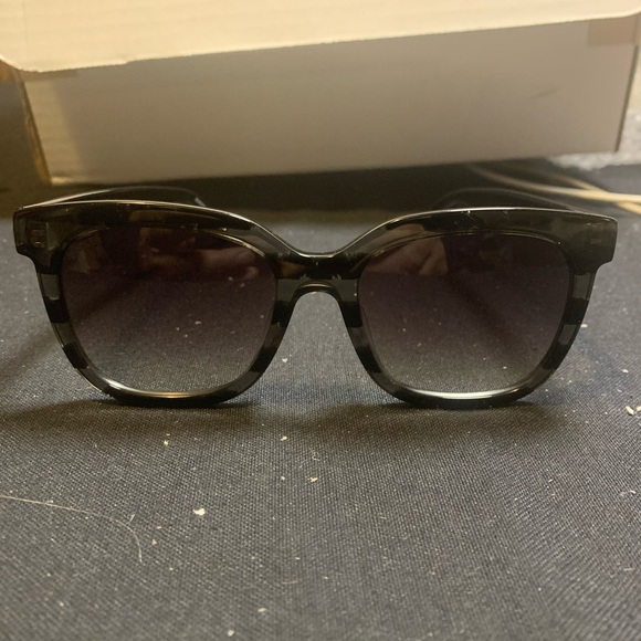 Accessories - Italian Sunglasses made in Italy 🇮🇹 Black Tortoiseshell Sunglasses